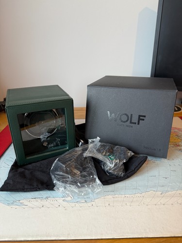 Wolf watch winder - watch,