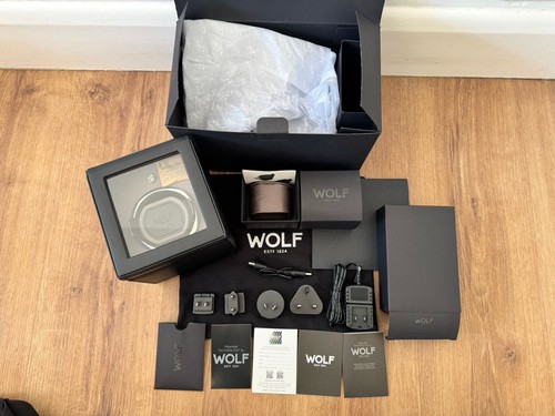 Wolf watch winder - watch,
