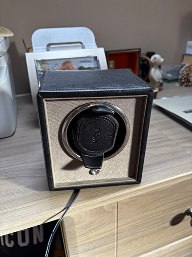 Wolf single watch - single,